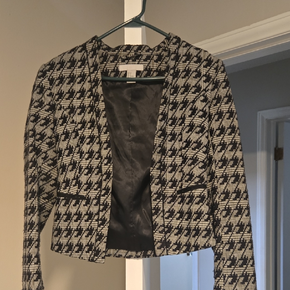 H&M Black and White Houndstooth Blazer